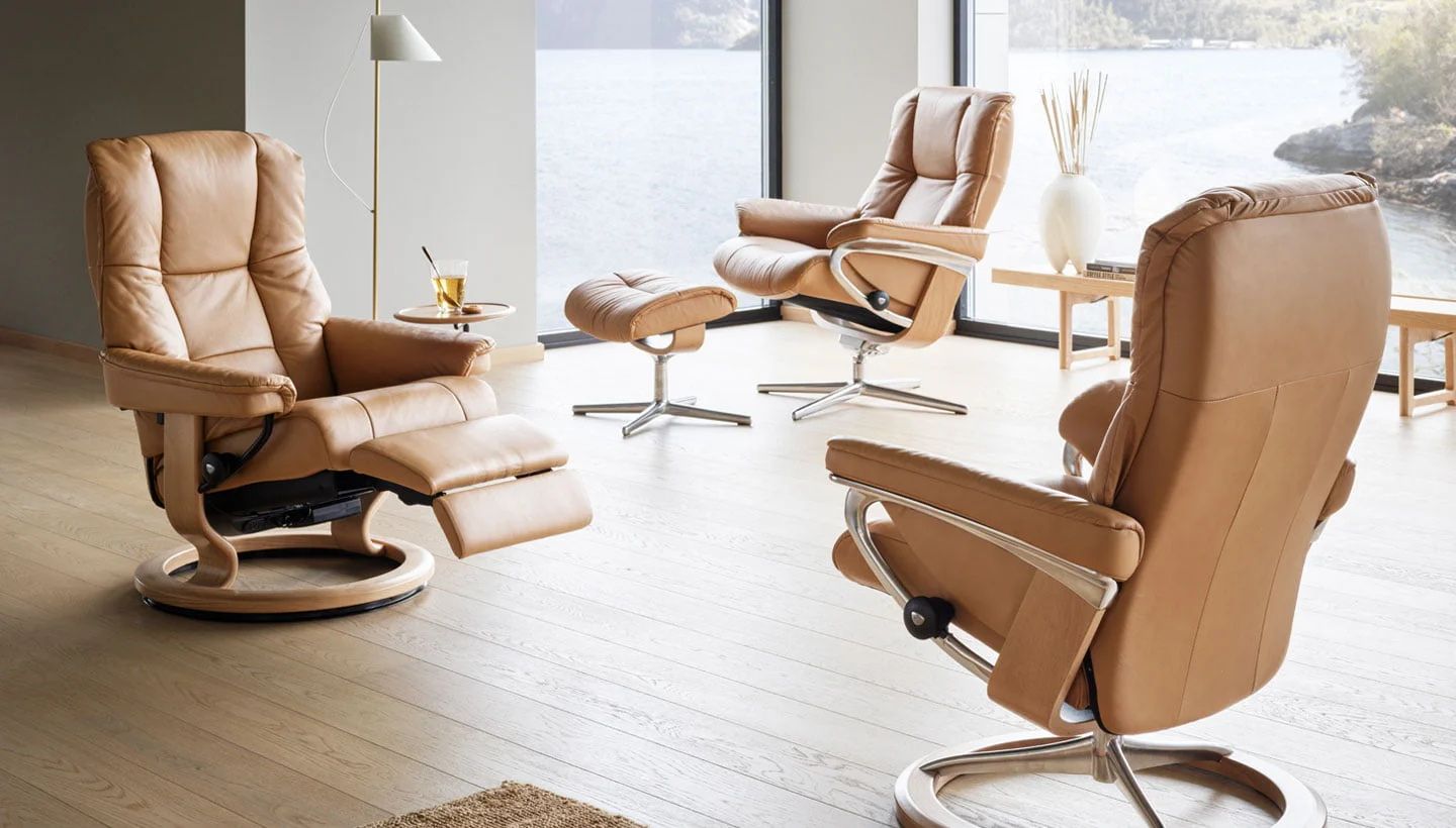 With four different choices on bases, the large selection with different designs and functions allows you to personalise your recliner to suit you.
Whether you choose a cross base, signature base or power recliner, every Stressless chair is built with durability, style, and comfort in mind.