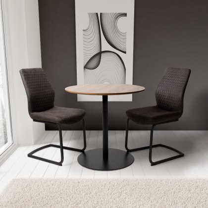 Manhattan 80cm Round Table in Oak Manhattan 80cm Round Table in Oak