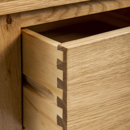 Dodford Oak 3 Drawer Compact Bedside Dodford Oak 3 Drawer Compact Bedside